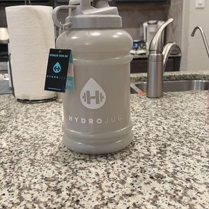 Hydro jug water bottle